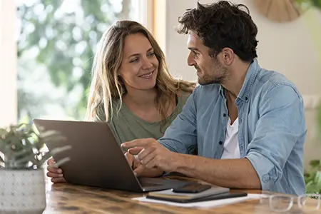 couple on laptop